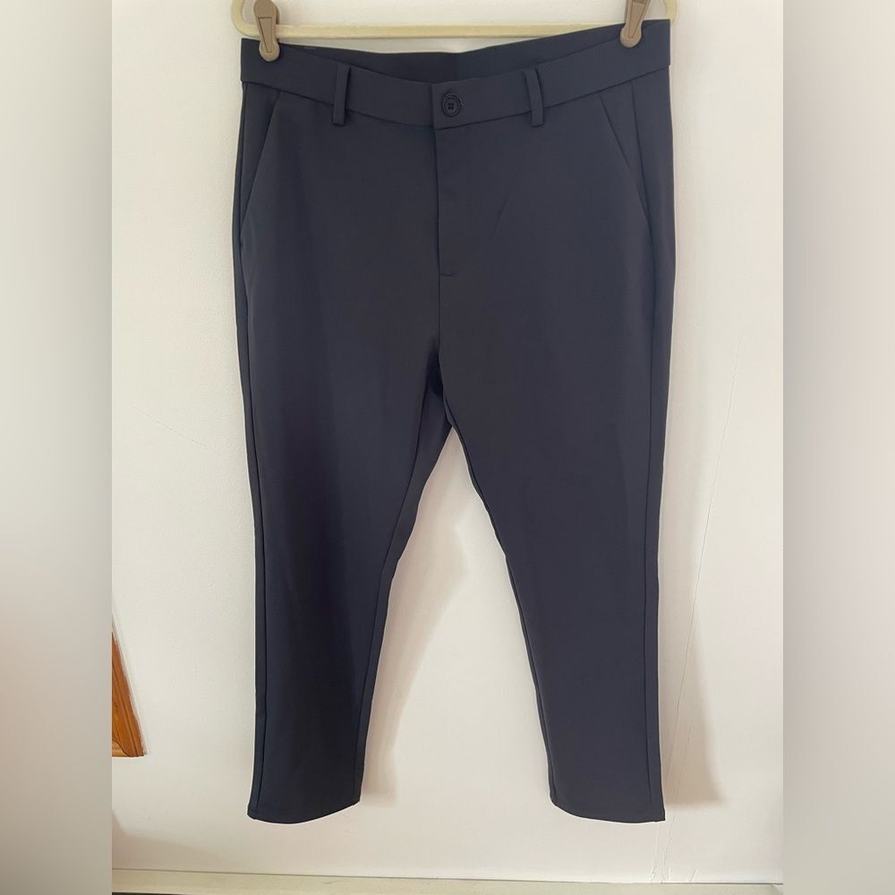 LUSHENUNI Men's Golf Pants Highly Stretch Slim Fit Skinny Dress Pants w/ Pockets